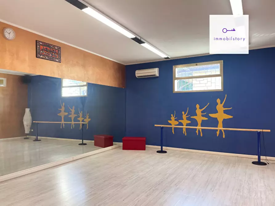 Immagine 11 di Magazzino in affitto  a Solesino