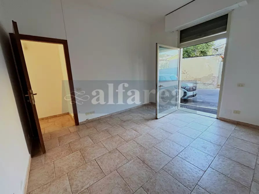 Immagine 4 di Negozio in vendita  a Castiglione Della Pescaia