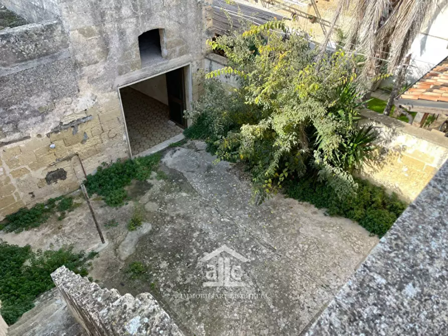 Immagine 3 di Casa indipendente in vendita  in via lizzanello a Lizzanello