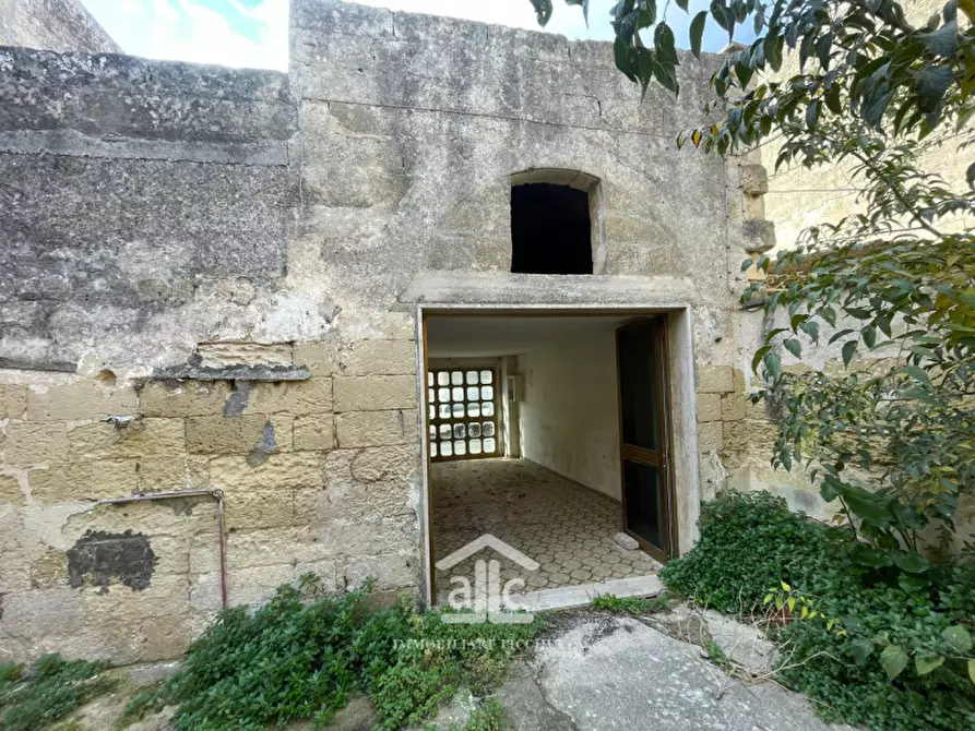 Immagine 9 di Casa indipendente in vendita  in via lizzanello a Lizzanello