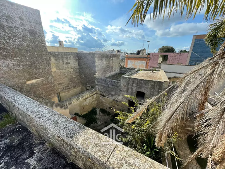 Immagine 55 di Casa indipendente in vendita  in via lizzanello a Lizzanello