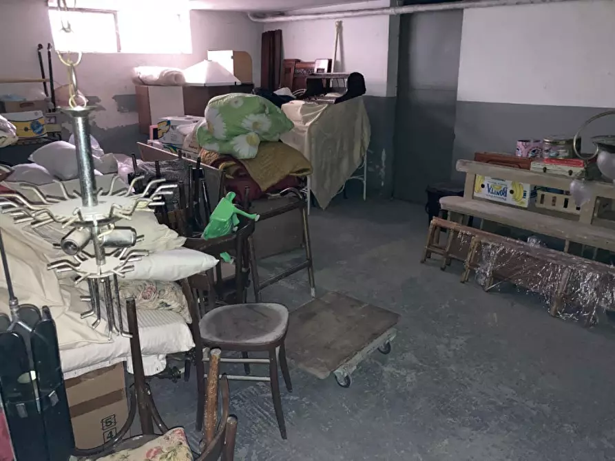 Immagine 7 di Magazzino in vendita  in Via Maresciallo Vito Lacorte a Ceglie Messapico