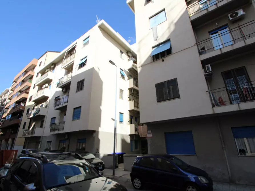 Immagine 1 di Appartamento in vendita  in via Lanzetta 6 a Messina