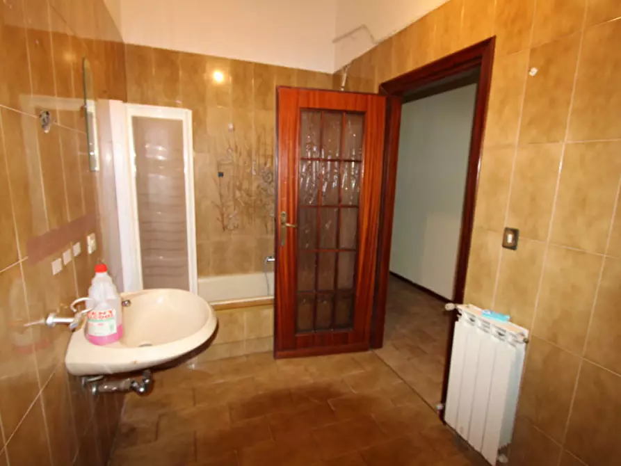 Immagine 3 di Appartamento in vendita  in via Lanzetta 6 a Messina