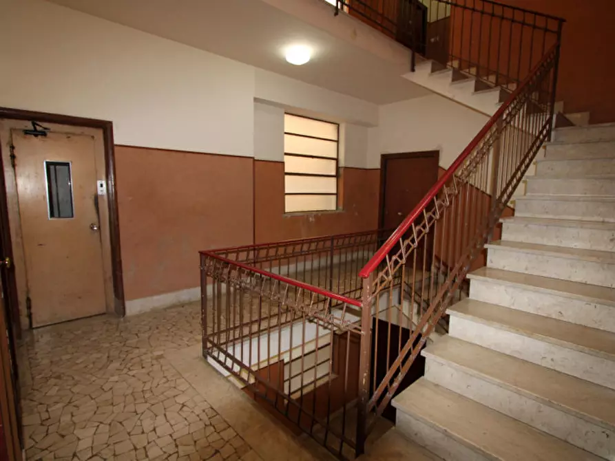 Immagine 13 di Appartamento in vendita  in via Lanzetta 6 a Messina