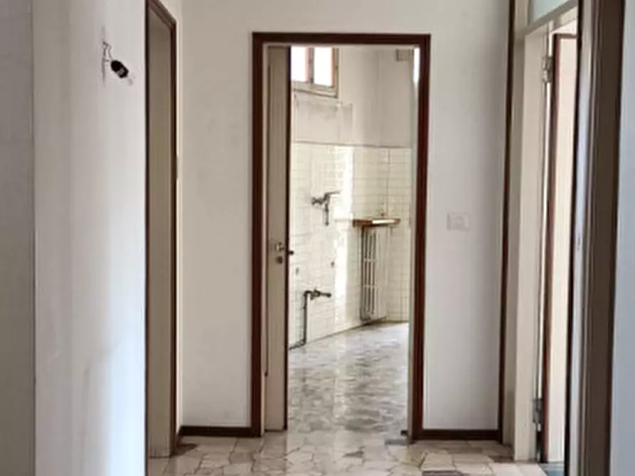 Immagine 5 di Appartamento in vendita  in Via Damiano Chiesa a Schio