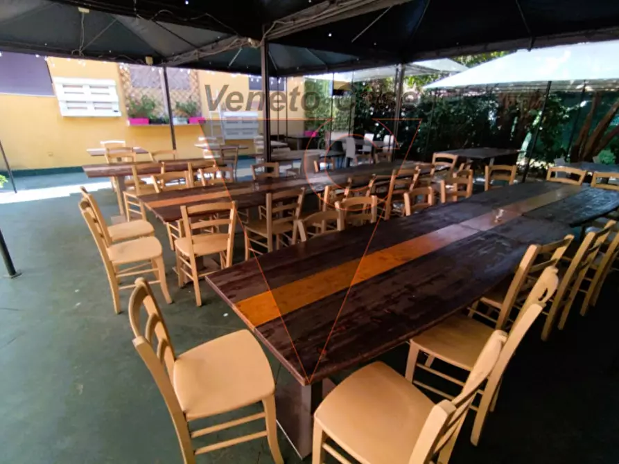 Immagine 3 di Attività commerciale in vendita  in Via Borgofuro, 4 a Este