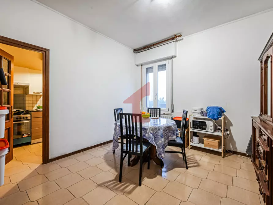 Immagine 8 di Appartamento in vendita  in Via erba edoari 2 a Parma