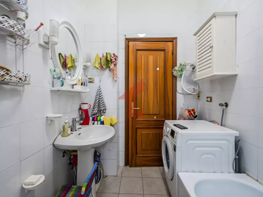 Immagine 15 di Appartamento in vendita  in Via erba edoari 2 a Parma