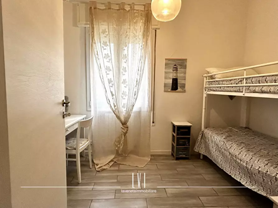 Immagine 21 di Appartamento in vendita  in via aleardo aleardi 18 a Jesolo