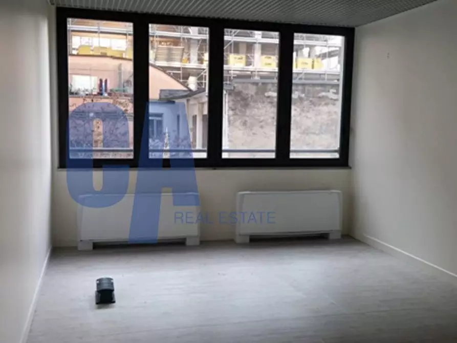 Immagine 14 di Ufficio in affitto  in VIA SILE a Milano