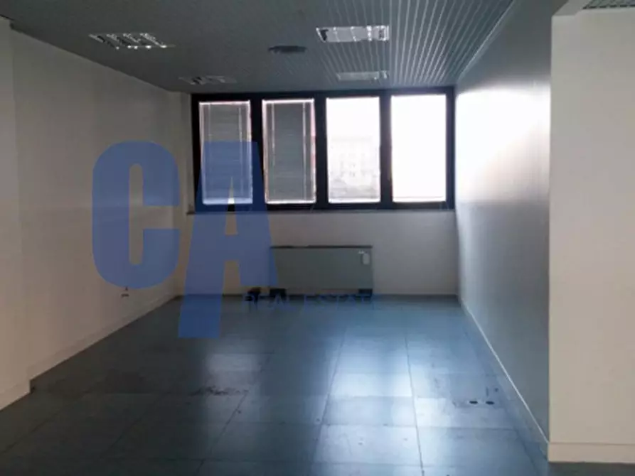 Immagine 8 di Ufficio in affitto  in VIA SILE a Milano
