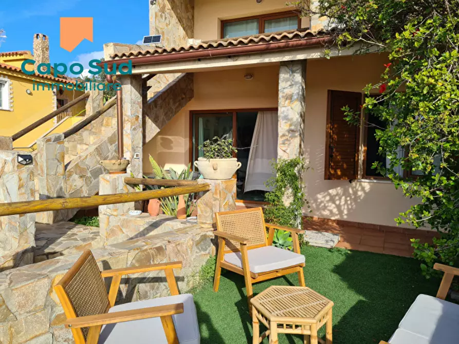 Immagine 1 di Villetta a schiera in vendita  in Via Giovanni Pascoli 20F a Domus De Maria