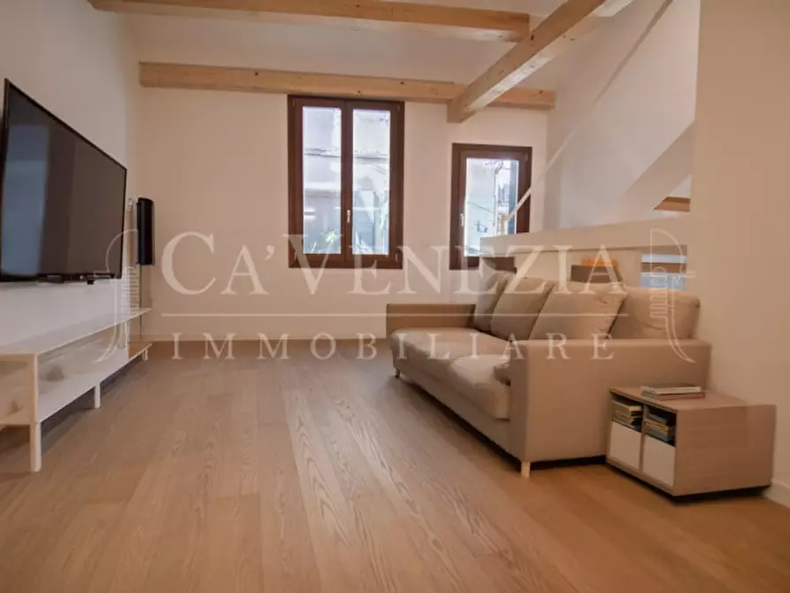 Immagine 9 di Casa indipendente in vendita  a Venezia