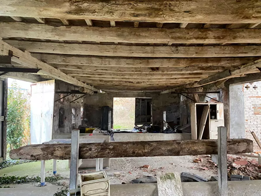 Immagine 2 di Rustico / casale in vendita  a Adria