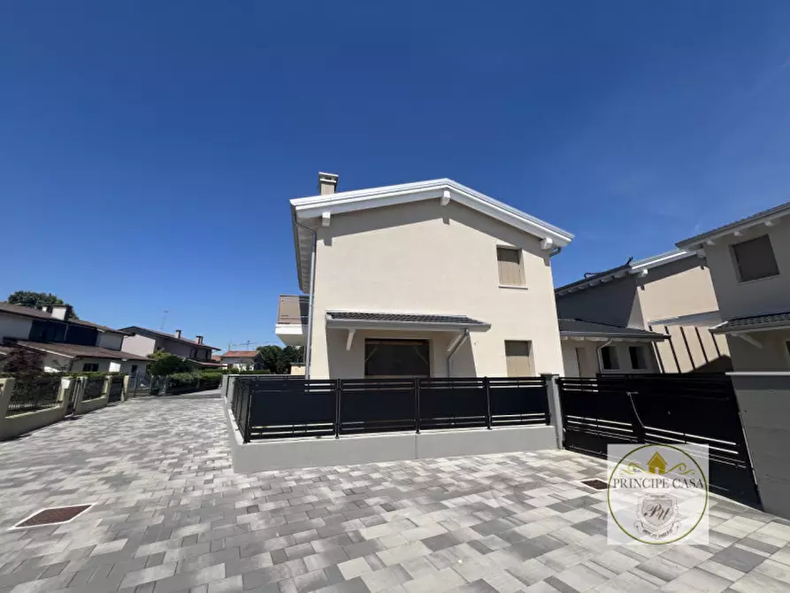 Immagine 31 di Casa bifamiliare in vendita  in Via Don Garbin a Borgo Veneto