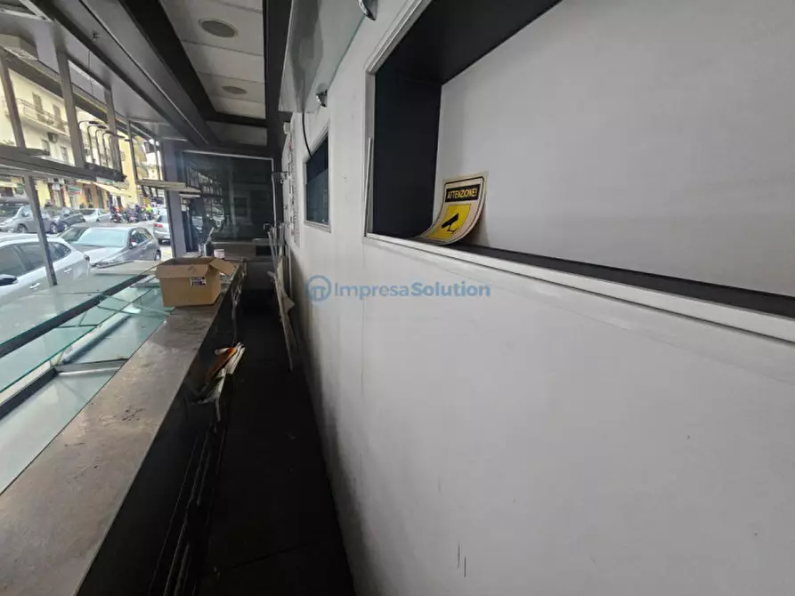 Immagine 4 di Attività commerciale in affitto  in Viale Cavalleggeri a Napoli