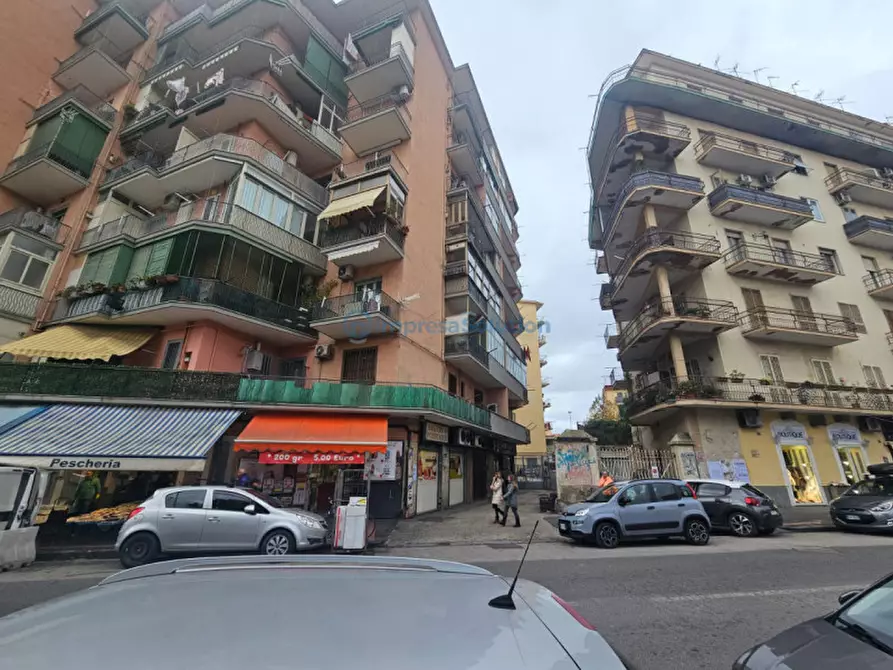 Immagine 12 di Attività commerciale in affitto  in Viale Cavalleggeri a Napoli