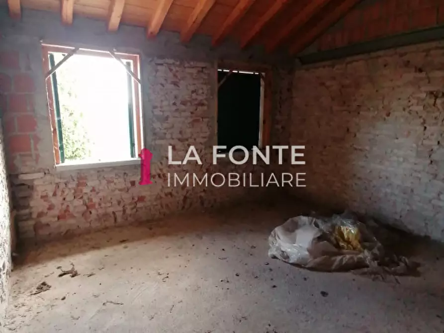 Immagine 19 di Rustico / casale in vendita  a Vigonovo