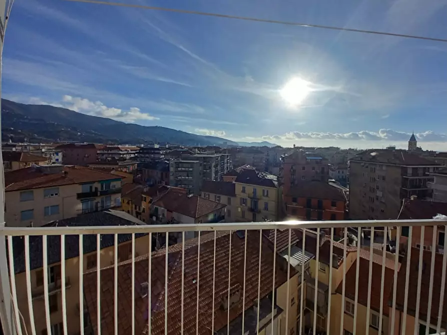 Immagine 1 di Appartamento in affitto  in piazza Cavour a Chiavari
