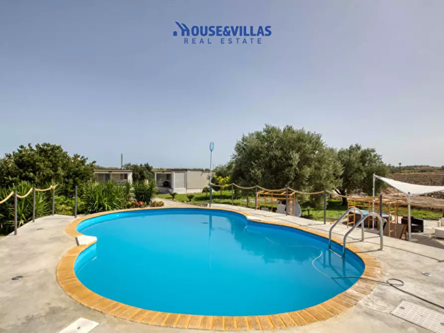 Immagine 13 di Villa in vendita  in bonivini a Noto