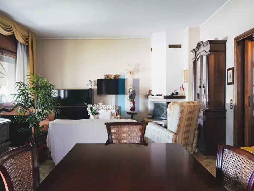 Immagine 3 di Villa in vendita  in Via Triumplina 220 a Brescia