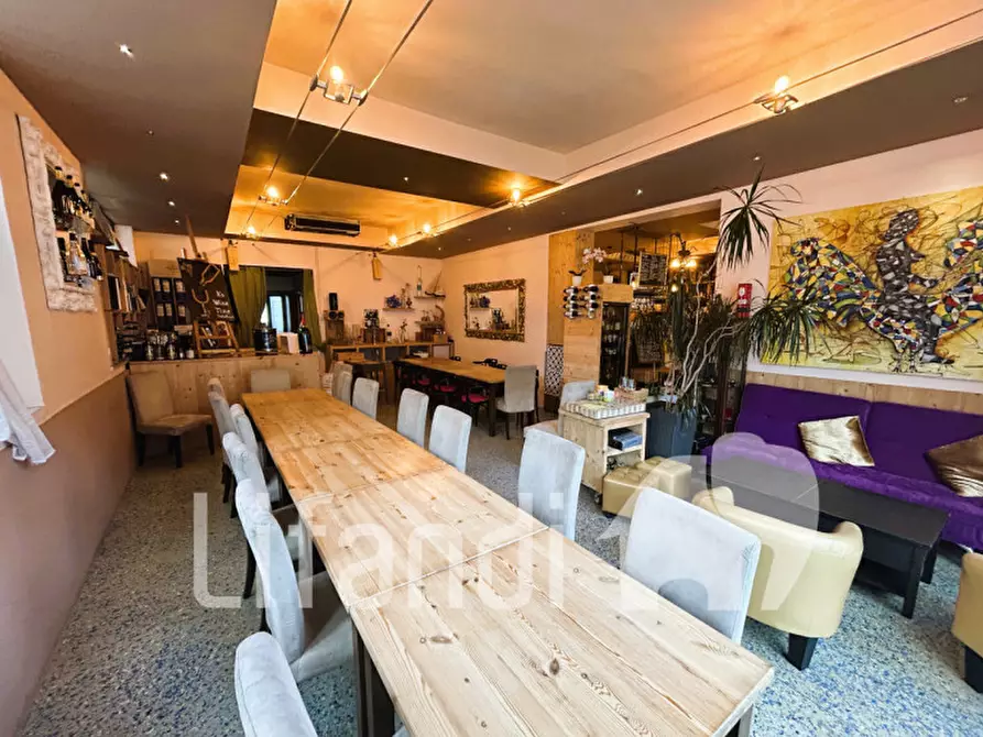 Immagine 9 di Attività commerciale in vendita  in Via Nazionale a Salorno .Salurn.