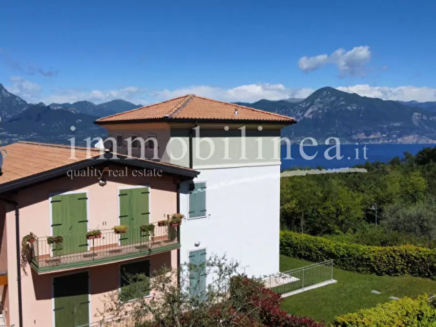 Immagine 16 di Appartamento in vendita  in Via per San Zeno a Torri Del Benaco