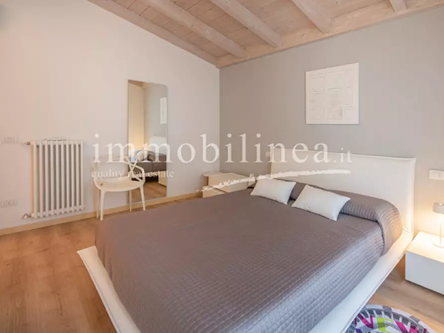 Immagine 22 di Appartamento in vendita  in Via per San Zeno a Torri Del Benaco