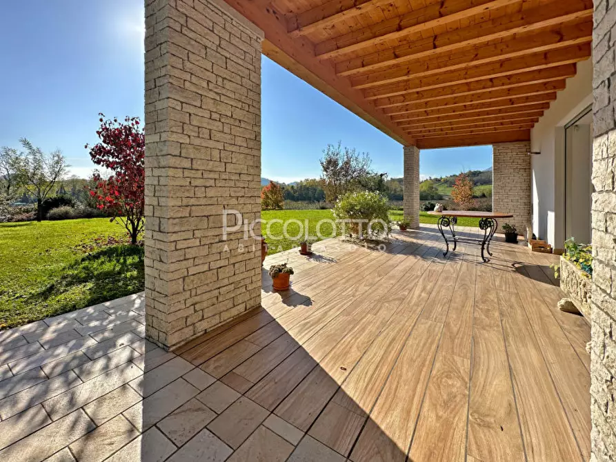 Immagine 4 di Villa in vendita  in via Santa Fosca a Cavaso Del Tomba