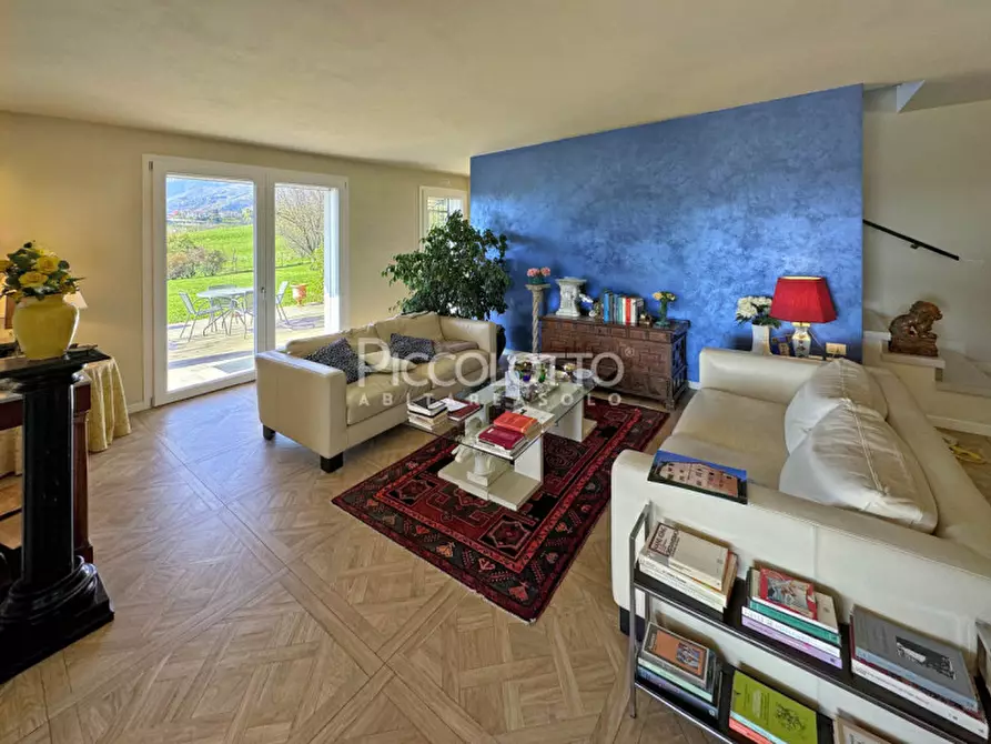 Immagine 10 di Villa in vendita  in via Santa Fosca a Cavaso Del Tomba