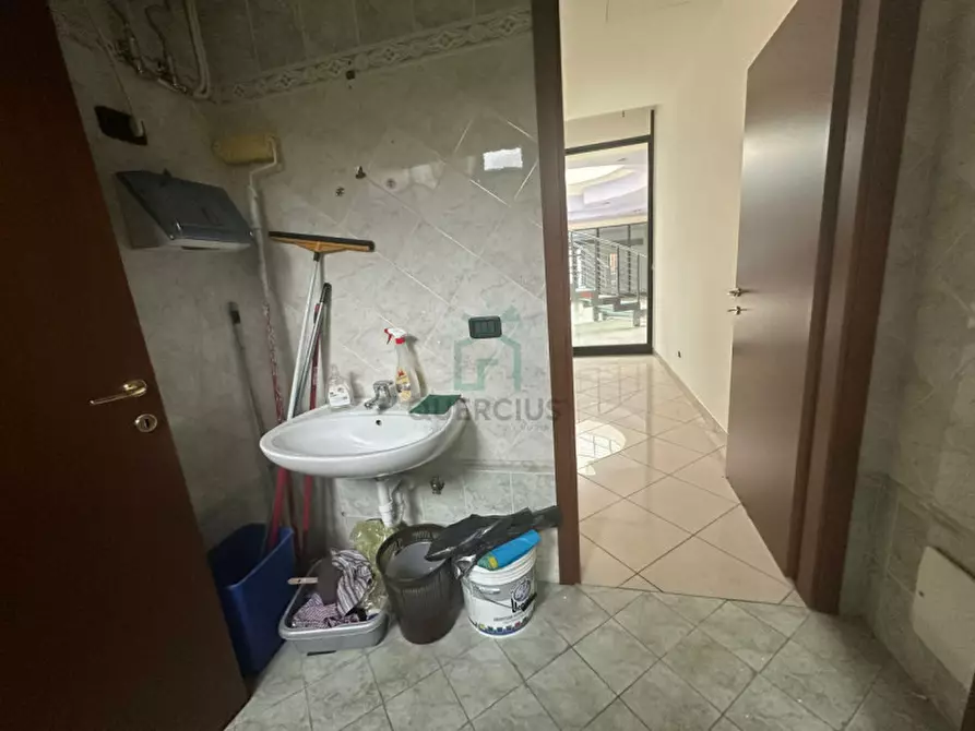 Immagine 6 di Negozio in affitto  in via strà a Colognola Ai Colli