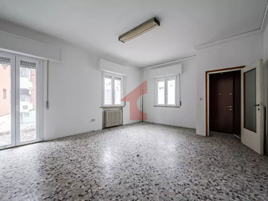 Immagine 3 di Appartamento in vendita  in via san Leonardo 19 a Parma