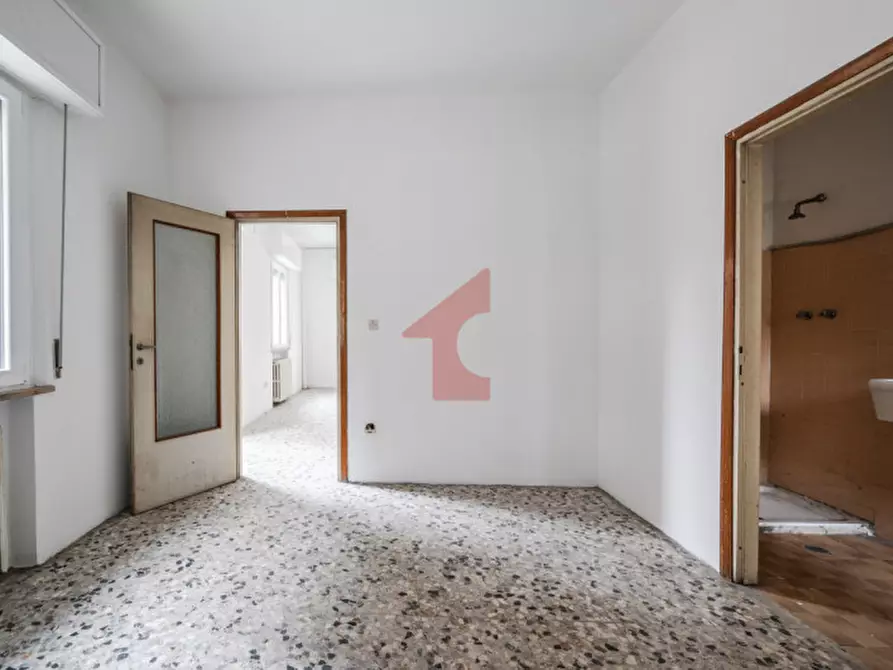 Immagine 7 di Appartamento in vendita  in via san Leonardo 19 a Parma