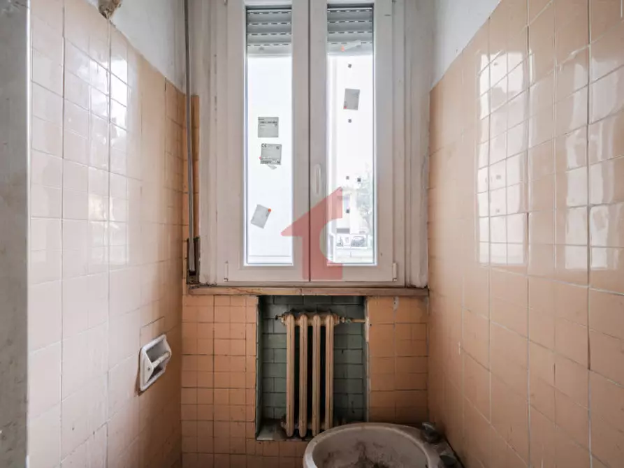 Immagine 12 di Appartamento in vendita  in via san Leonardo 19 a Parma