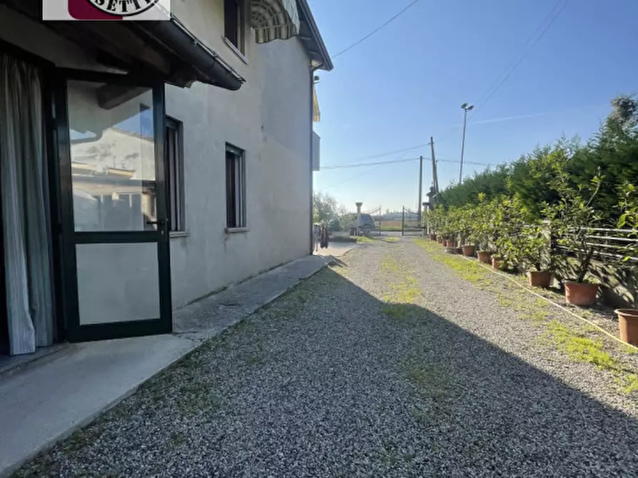 Immagine 27 di Appartamento in vendita  in via ronchi a Villafranca Padovana