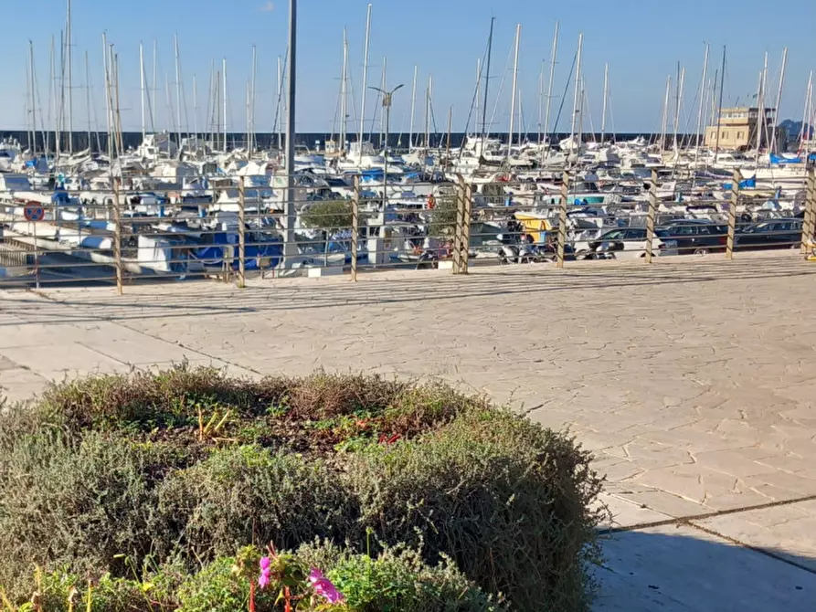 Immagine 2 di Appartamento in affitto  in Corso Cristoforo Colombo a Chiavari