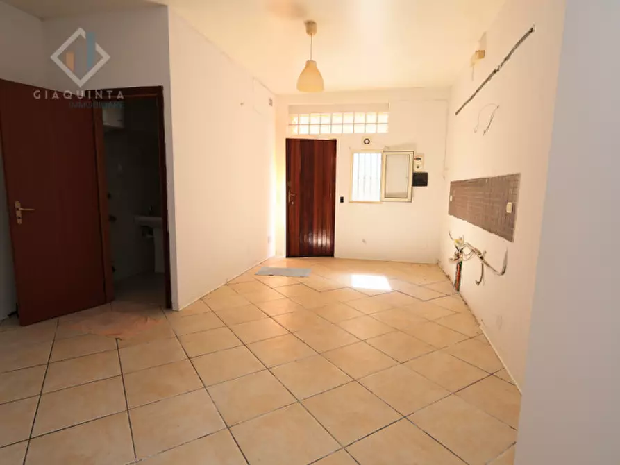 Immagine 5 di Appartamento in vendita  in Via Alessandro Manzoni n.05 a Palagonia