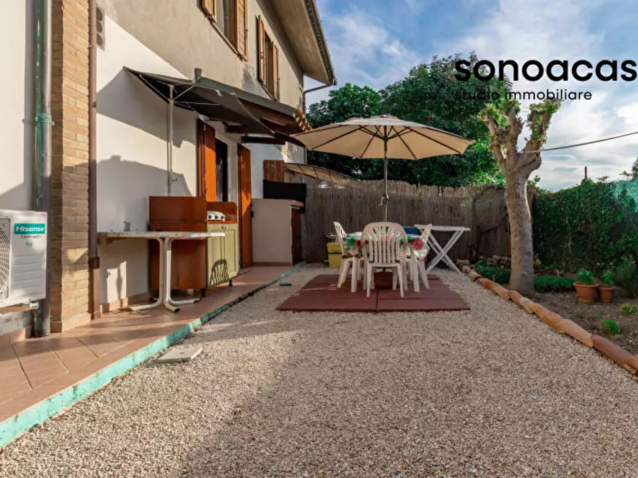 Immagine 5 di Rustico / casale in vendita  in Via Sterpettine a Mondolfo