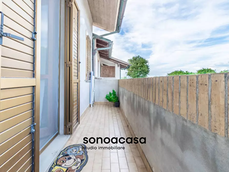 Immagine 20 di Rustico / casale in vendita  a Mondolfo