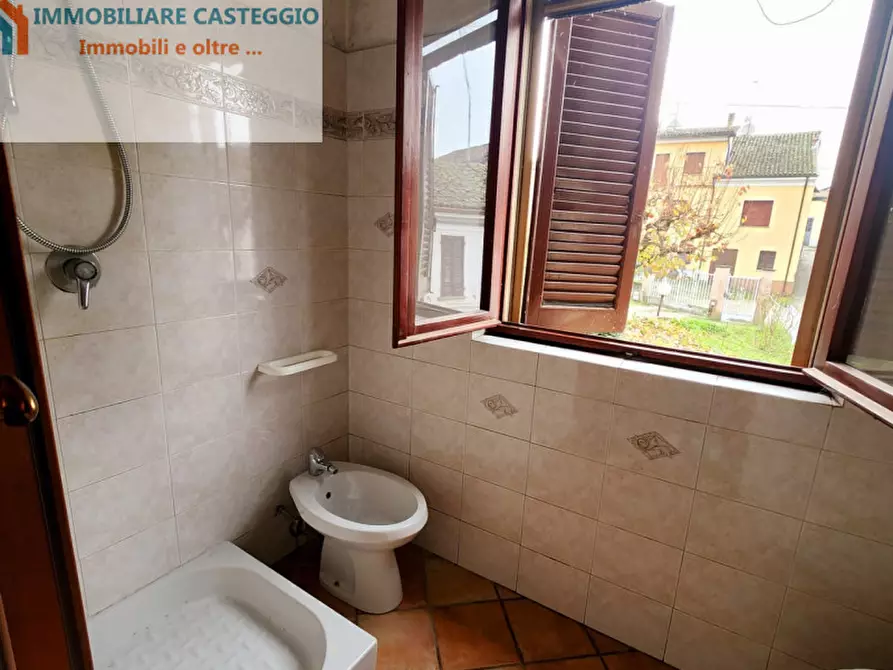 Immagine 9 di Villetta a schiera in vendita  in via Rampa a Corvino San Quirico