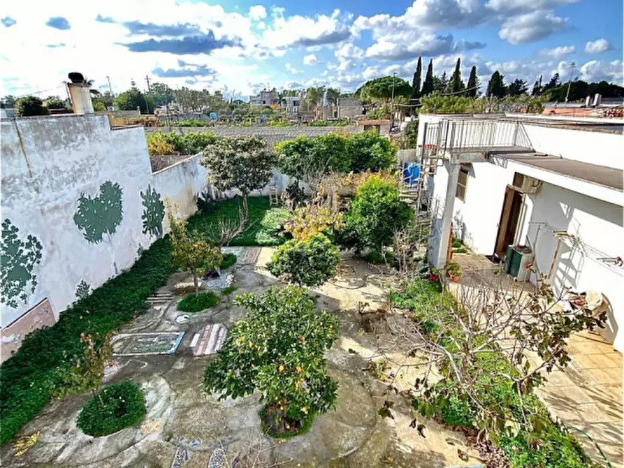 Immagine 40 di Casa indipendente in vendita  in Via Perugia a Lecce