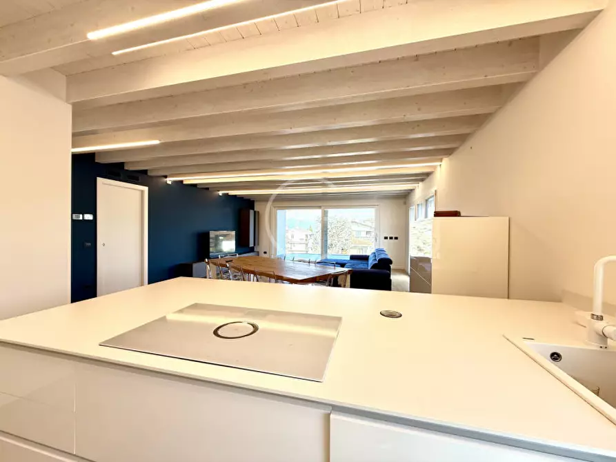 Immagine 6 di Attico in vendita  in Via Giotto a Desenzano Del Garda