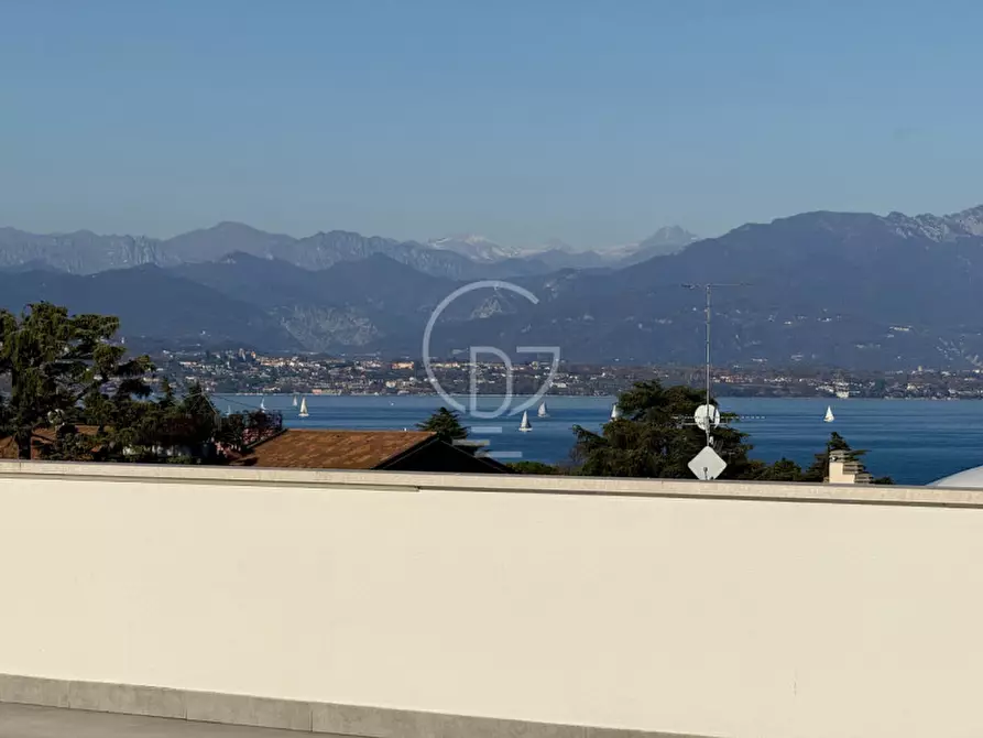 Immagine 26 di Attico in vendita  in Via Giotto a Desenzano Del Garda