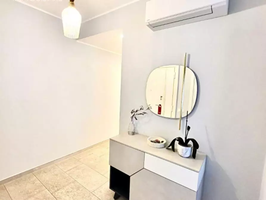 Immagine 3 di Appartamento in vendita  in via sestio calvino a Roma