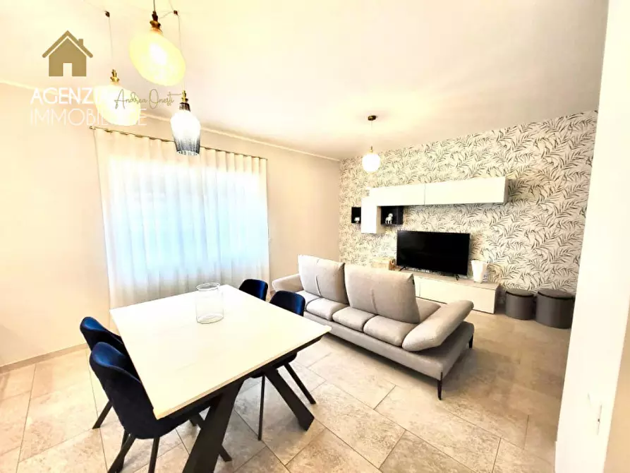 Immagine 4 di Appartamento in vendita  in via sestio calvino a Roma