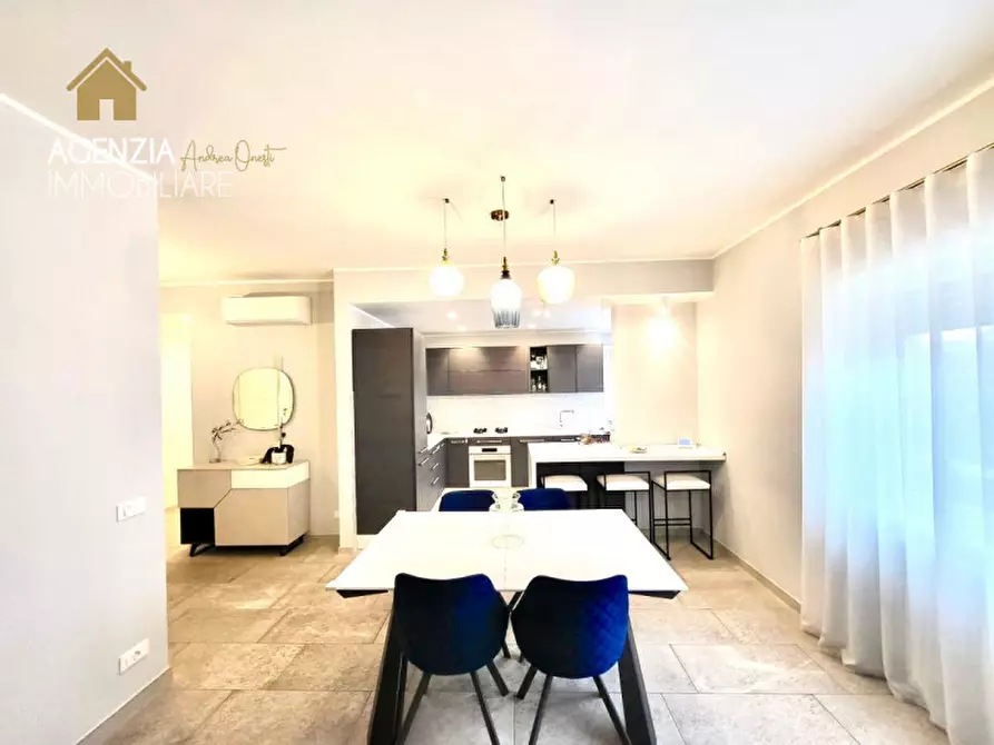 Immagine 7 di Appartamento in vendita  in via sestio calvino a Roma