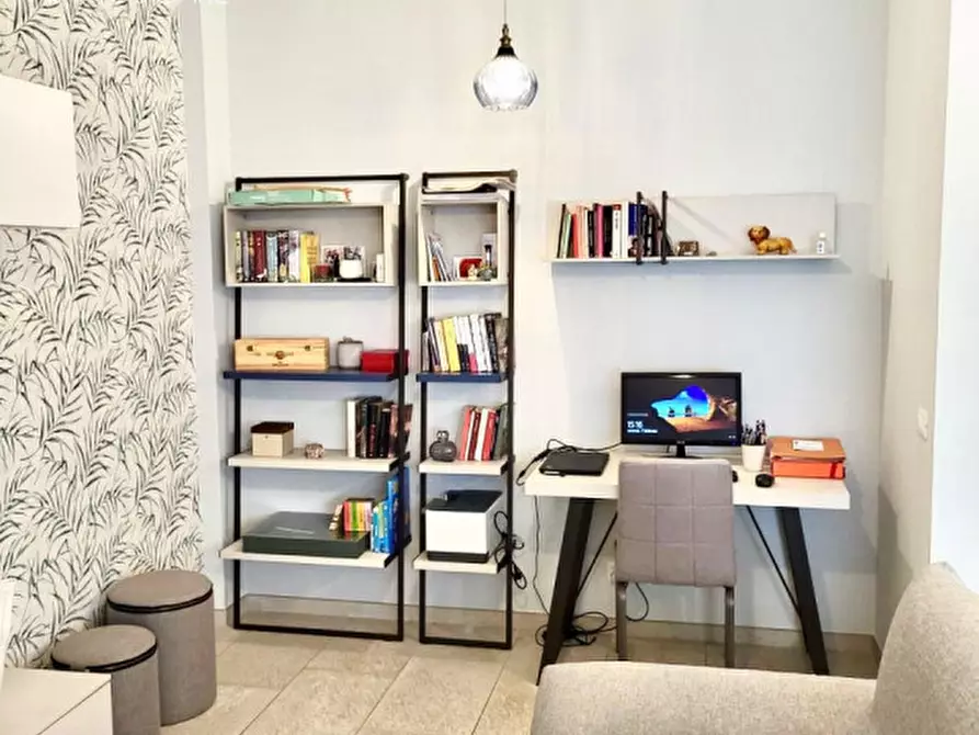 Immagine 9 di Appartamento in vendita  in via sestio calvino a Roma