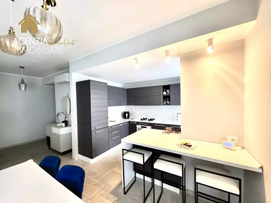 Immagine 14 di Appartamento in vendita  in via sestio calvino a Roma