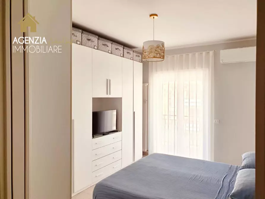 Immagine 23 di Appartamento in vendita  in via sestio calvino a Roma